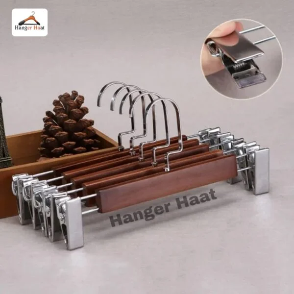 China Wood Clip Hanger